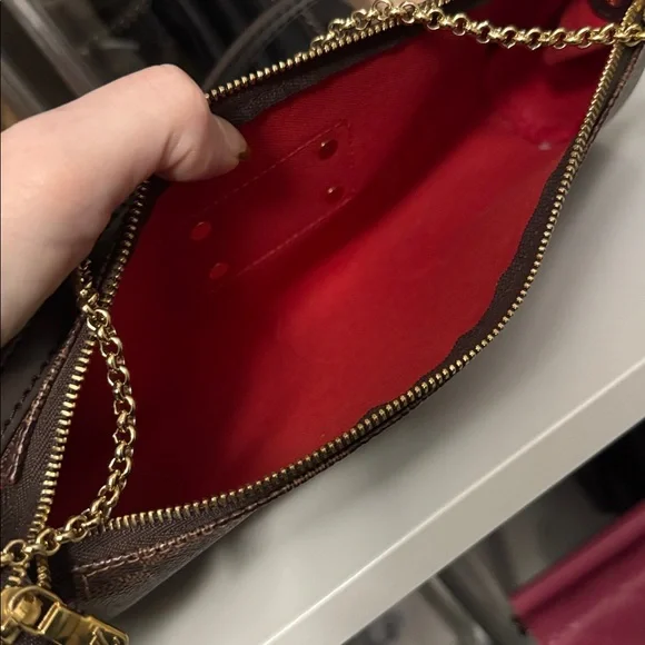 Louis Vuitton Eva Clutch- Damier Ebene Crossbody - Picture 5 of 13